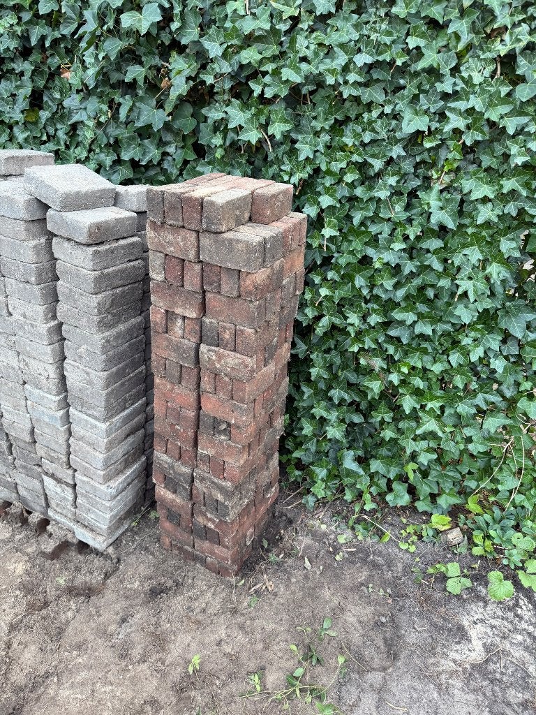 1-10m2 bestrating waaltjes klinkers bandstenen gratis, Tuin en Terras, Ophalen, Gebruikt, Klinkers, Beton