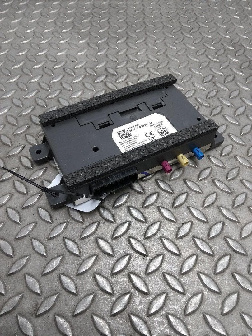 FORD KUGA COMPUTER ECU NV4T14G229TB 2023, Auto-onderdelen, Ophalen of Verzenden, Gebruikt, Stiba lid
