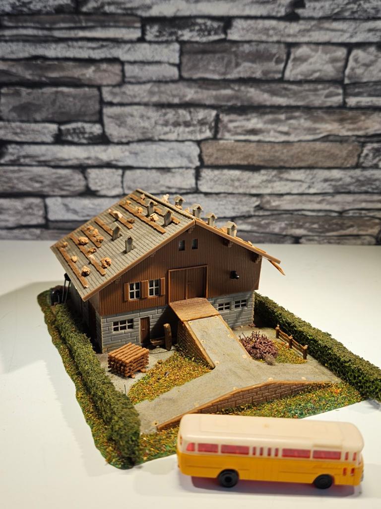 Alpenhuis bergwoning boerderij spoor trein 1:160, Overige merken, Gebruikt, Gelijkstroom of Wisselstroom, Brug, Tunnel of Gebouw