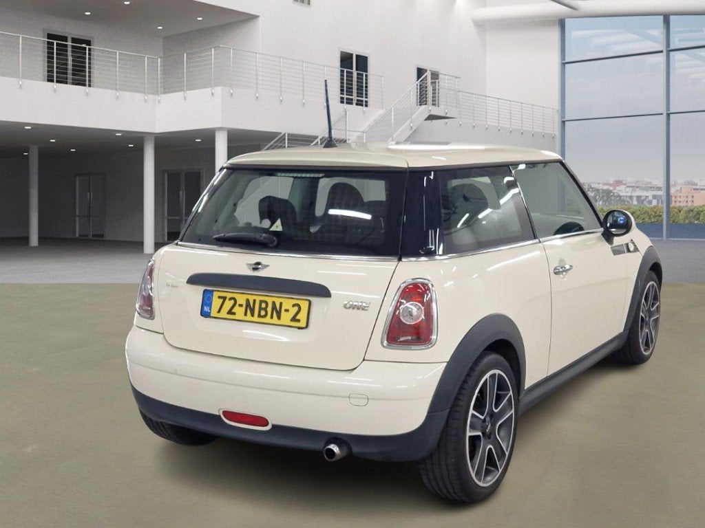 Mini 3-Deurs 1.6 One MINIMALIST Business Line, Auto's, Voorwielaandrijving, Euro 5, 4 cilinders, 4 stoelen
