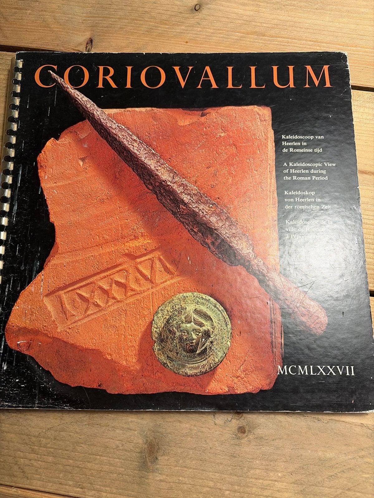Coriovallum Kalender 1977 - Romeinse Tijd Heerlen, Ophalen of Verzenden, 20e eeuw of later, Gelezen