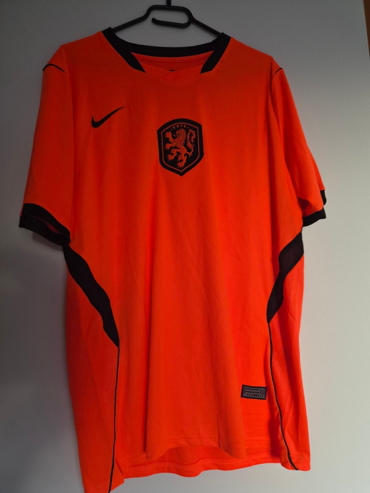 Nieuw Oranje sport T-shirt XL met prijskaartje, Geen merk, Oranje, Ophalen of Verzenden, Voetbal