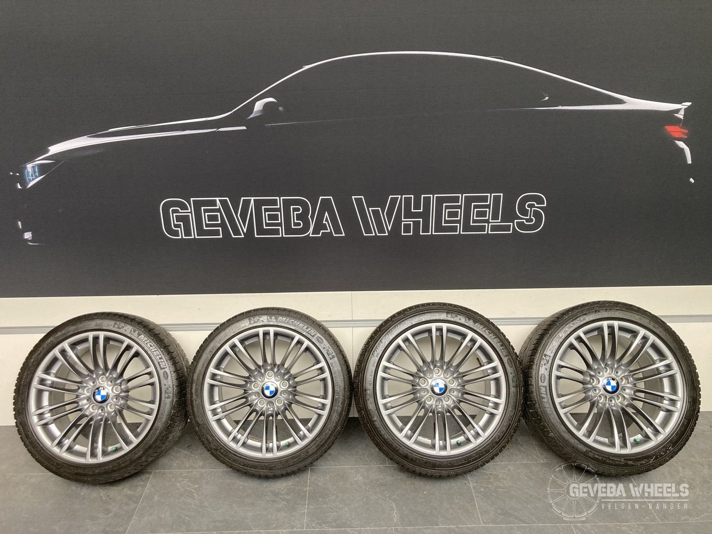 18” originele BMW M3 e92 velgen + winterbanden 219M 5x120, Auto-onderdelen, Banden en Velgen, 18 inch, -, -, Banden en Velgen