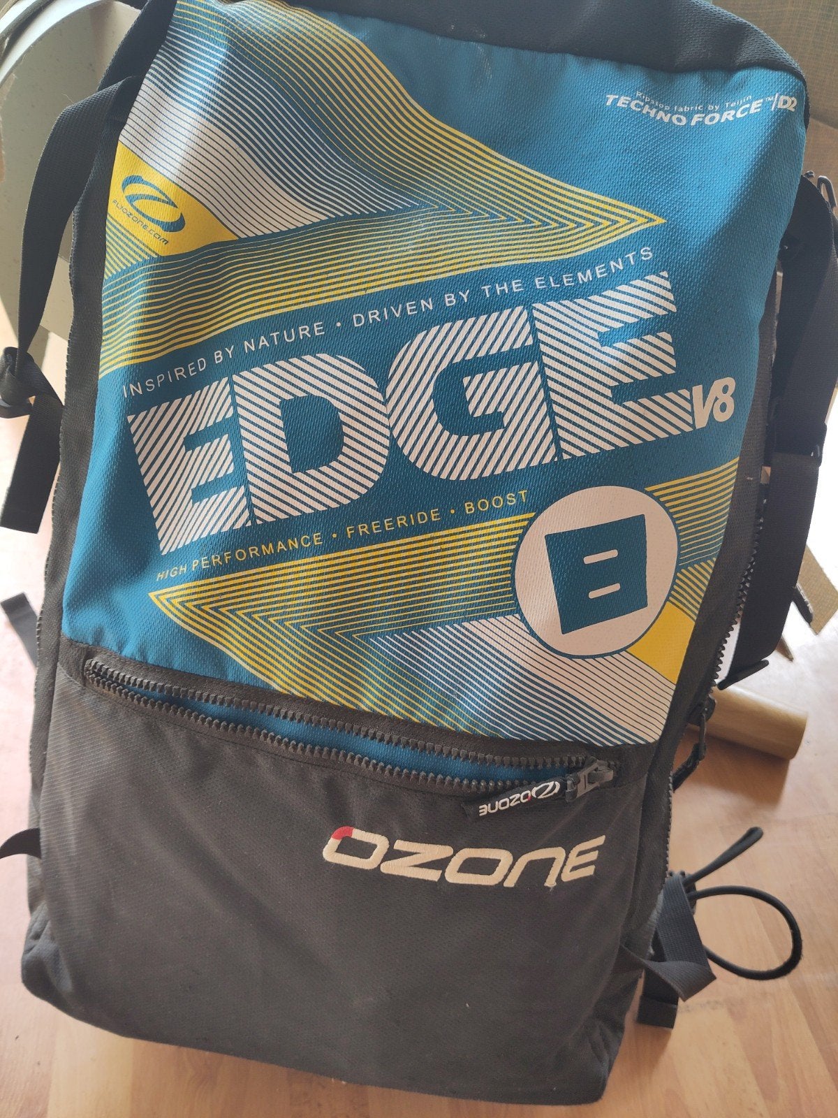 Ozone Edge V8 8m2 groen, Watersport en Boten, Kitesurfen, Gebruikt, 8 m², Geen board, Ophalen of Verzenden