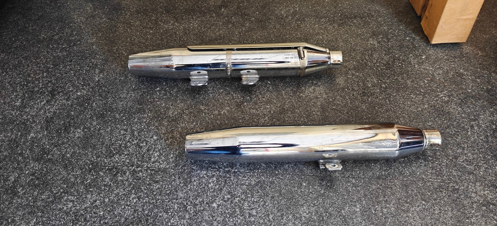 Harley Davidson 1997 uitlaat dempers Heritage Springer, Ophalen of Verzenden, Gebruikt
