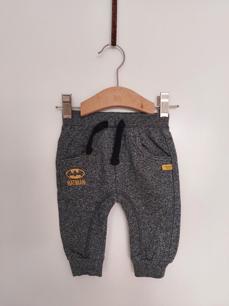 Batman broekje maat 62 z.g.a.n., Kinderen en Baby's, Babykleding | Maat 62, Batman, Broekje, Ophalen of Verzenden, Zo goed als nieuw