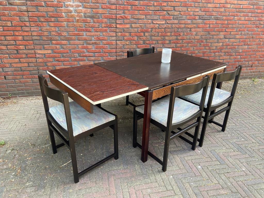 Vintage eethoek uittrektafel retro jaren 60/70 compleet, Huis en Inrichting, Stoelen, Ophalen, Gebruikt, Bruin, Vier
