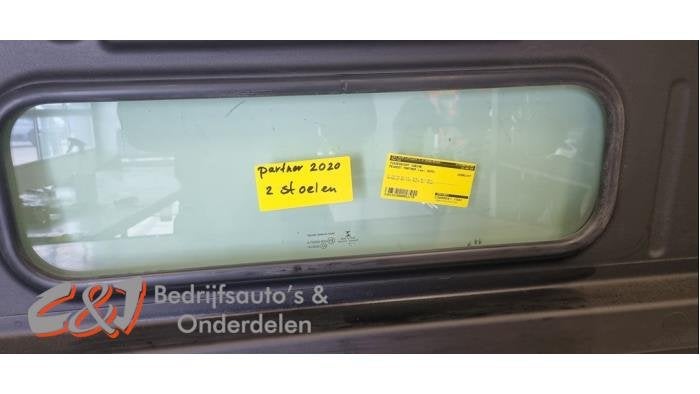 Tussenschot Cabine van een Peugeot Partner, Gebruikt, -, -, Ophalen of Verzenden