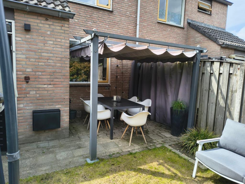 Overkapping met open dak , tuinpaviljoen, tuinprieel., Ophalen, Veranda