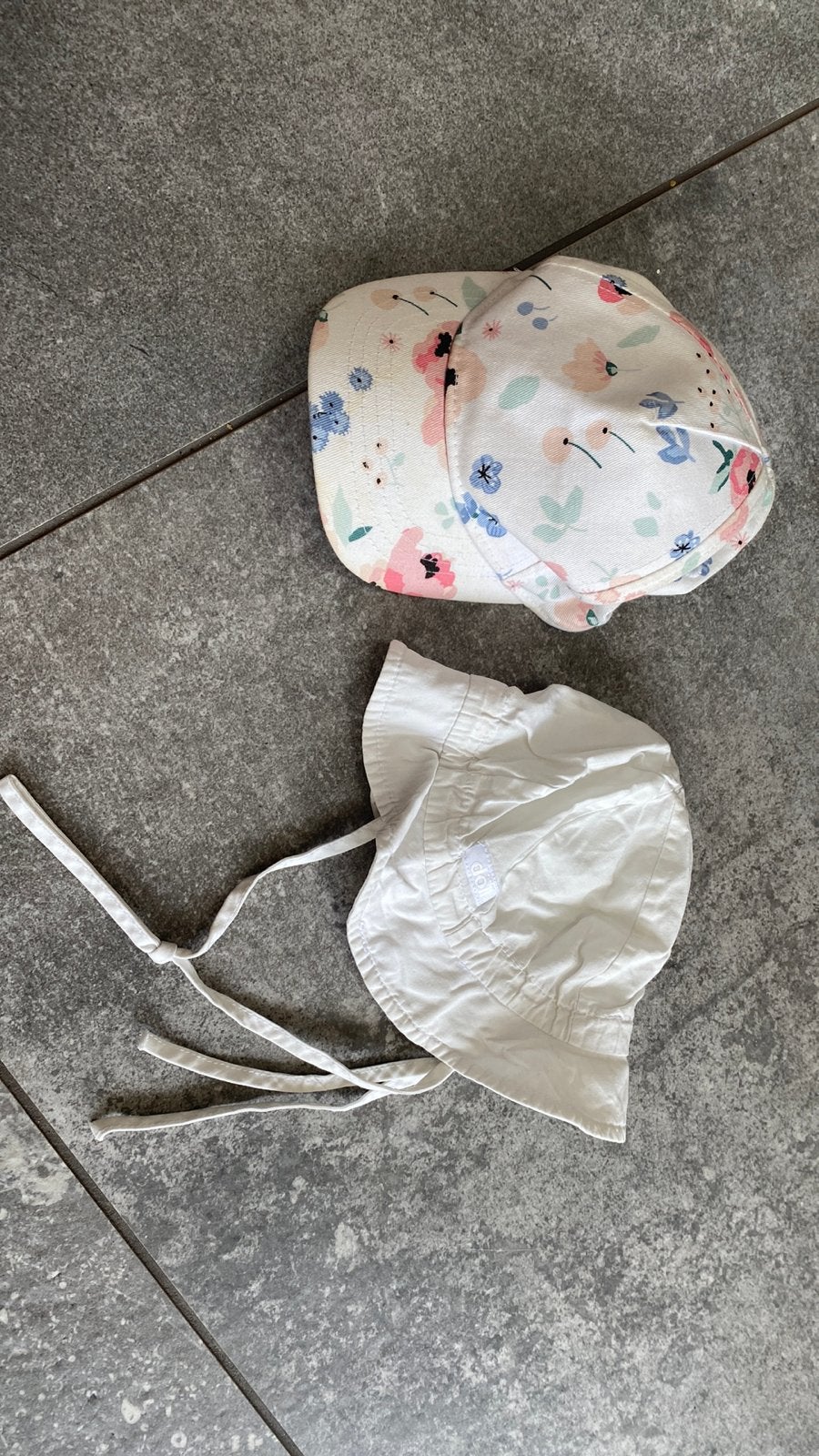 Baby hoedje en petje, Ophalen of Verzenden, Gebruikt, Jongetje of Meisje