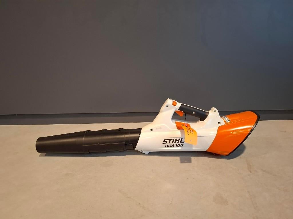 Stihl BGA100 bladblazer, Stihl, Handgedragen, Ophalen of Verzenden, Zo goed als nieuw