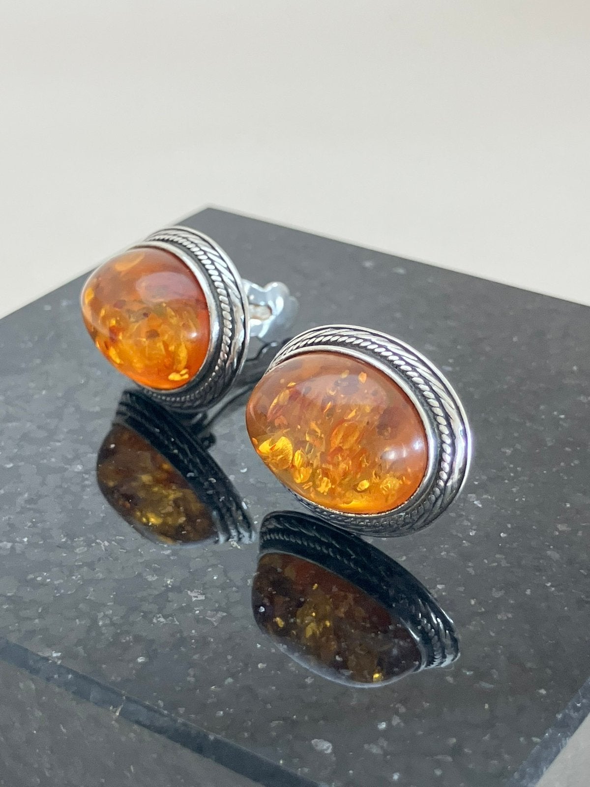 Zilveren oorsieraden met barnsteen, Ophalen of Verzenden, Zo goed als nieuw, Zilver