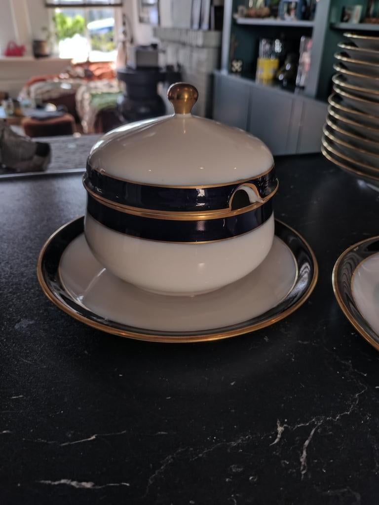Hutschenreuther Olivia 63 sauskom kobalt blauw goud., Ophalen