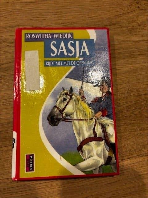 Sasja rijdt mee met de open dag, Ophalen of Verzenden, Gelezen, Roswitha Wiedijk, Fictie algemeen