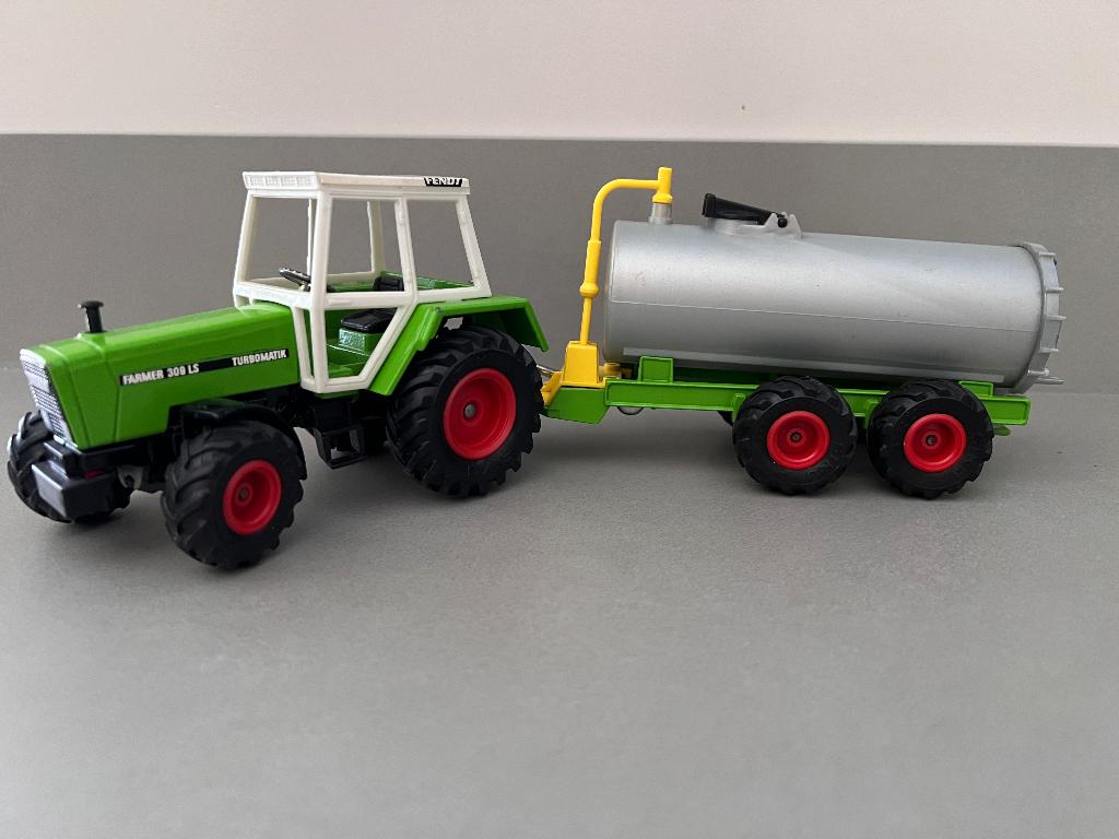Fendt Farmer, Ophalen of Verzenden, Zo goed als nieuw, Tractor of Landbouw, SIKU