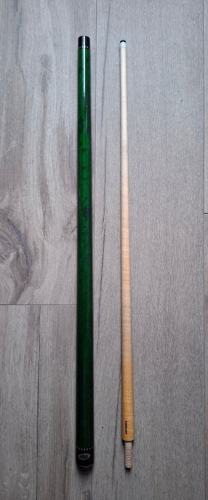 ARTEMIS Mister 100 biljartkeu, Sport en Fitness, Ophalen, Gebruikt, Keu of Ballen