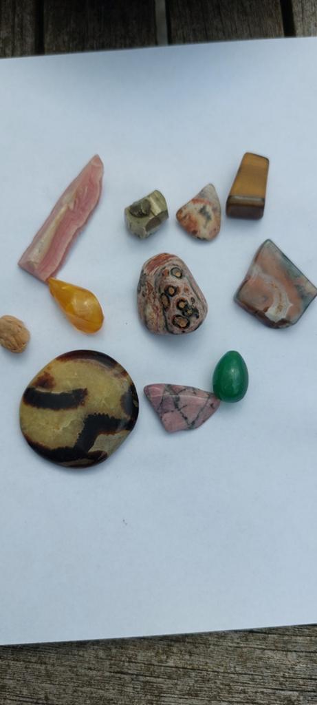 Diverse collectie mineralen en edelstenen, Verzamelen, Mineralen en Fossielen, Ophalen of Verzenden