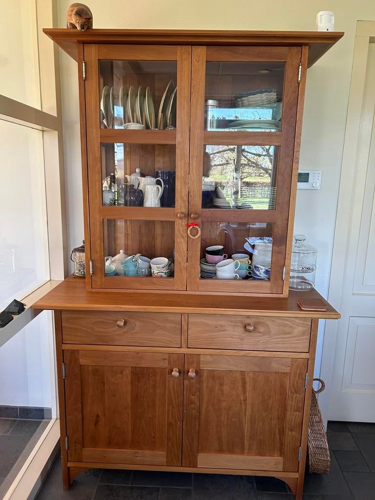 Buffetkast van kersenhout, Huis en Inrichting, Kasten | Buffetkasten, Ophalen, 100 tot 150 cm, 200 cm of meer, Zo goed als nieuw