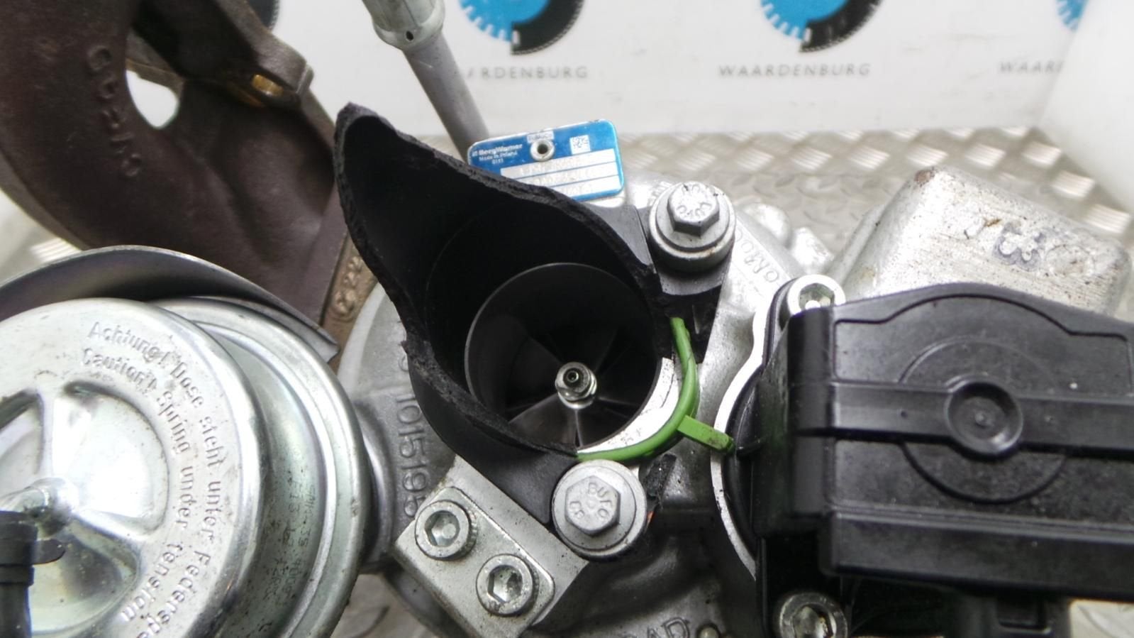 VOLVO V40 TURBO 2013, Ophalen of Verzenden, Gebruikt, Stiba lid