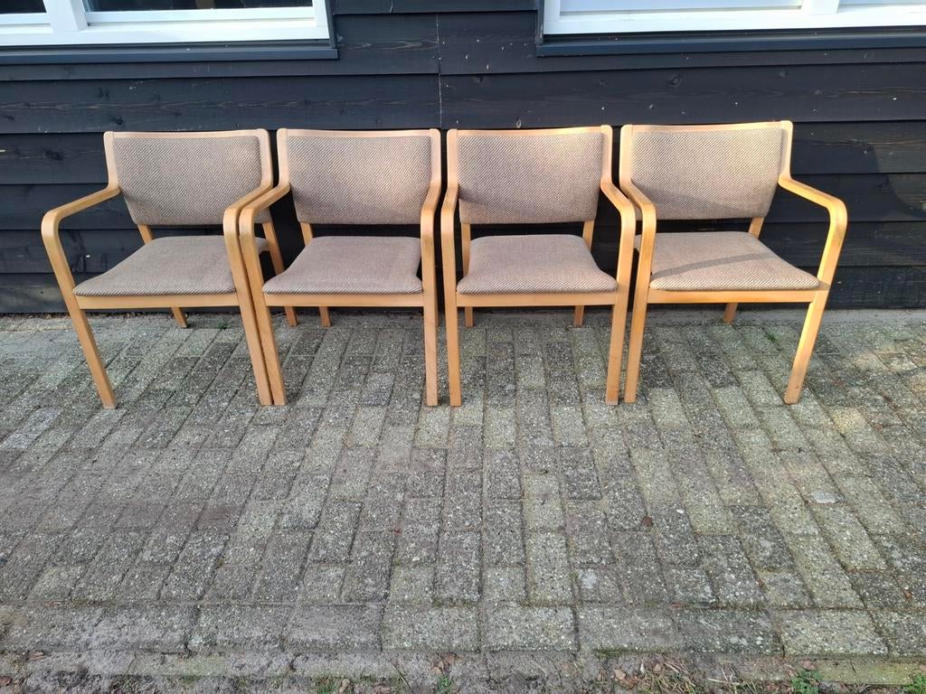 4 vintage eetkamerstoelen, Huis en Inrichting, Stoelen, Gebruikt, Vier, Hout, Bruin, Ophalen of Verzenden
