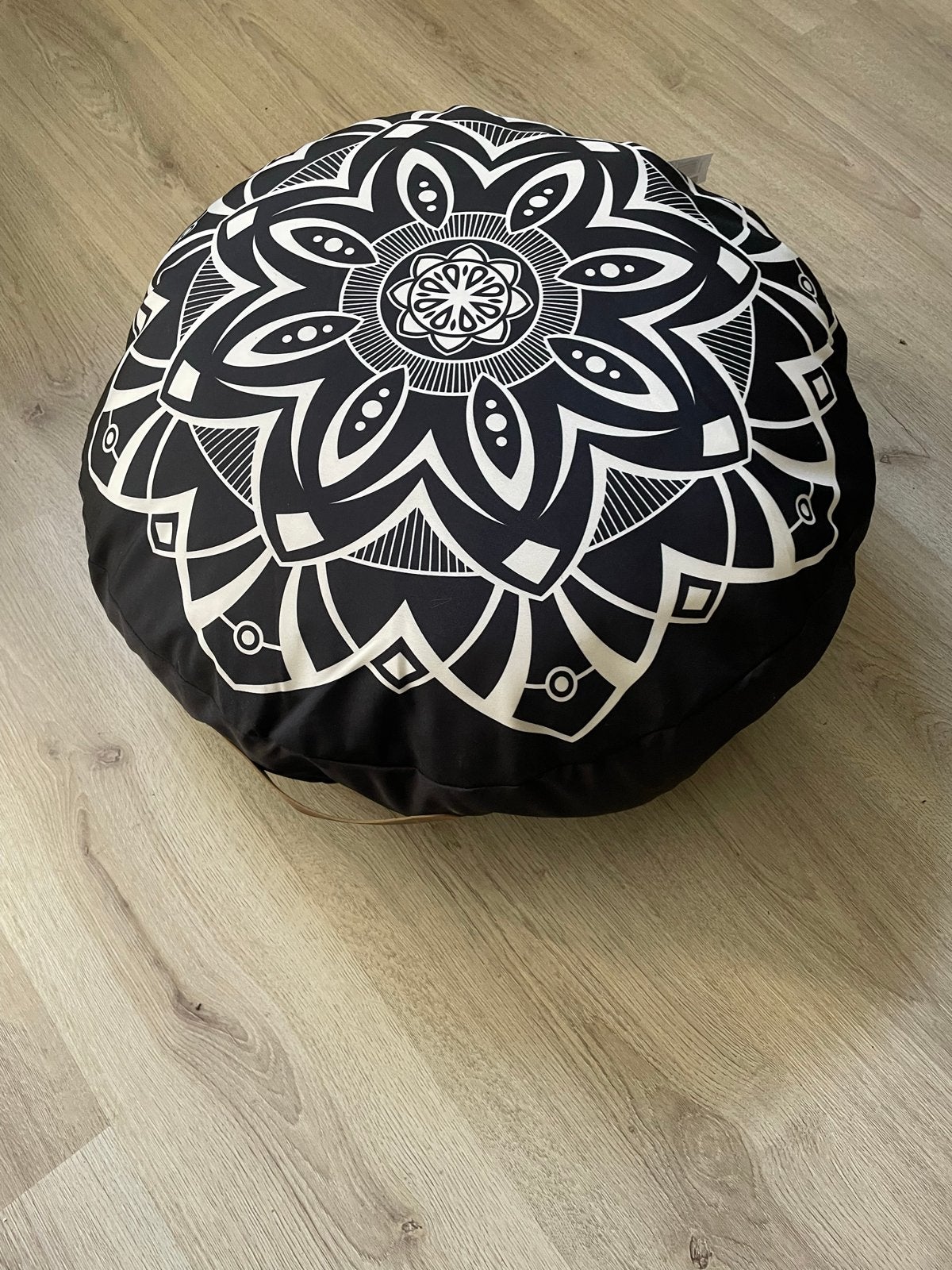Nieuw rond meditatiekussen met handgreep - Yoga zitje, Zwart, Rond, Nieuw, Ophalen of Verzenden