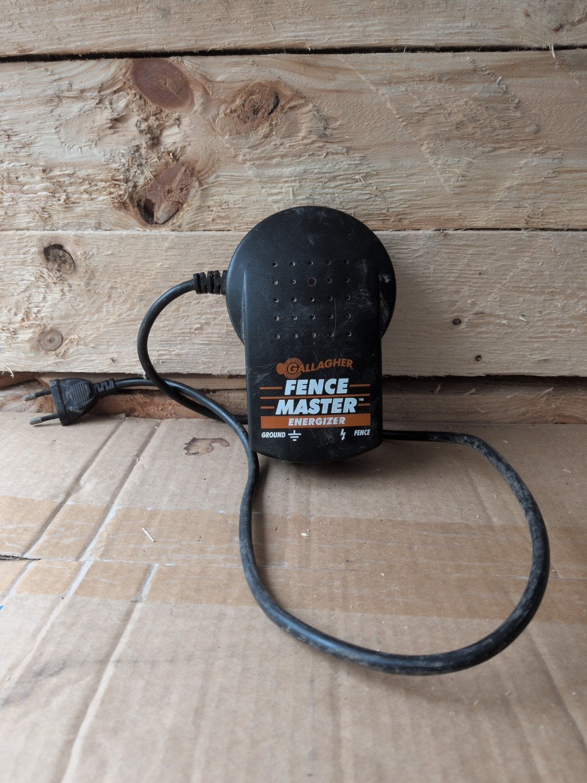 Gallagher fence master m100