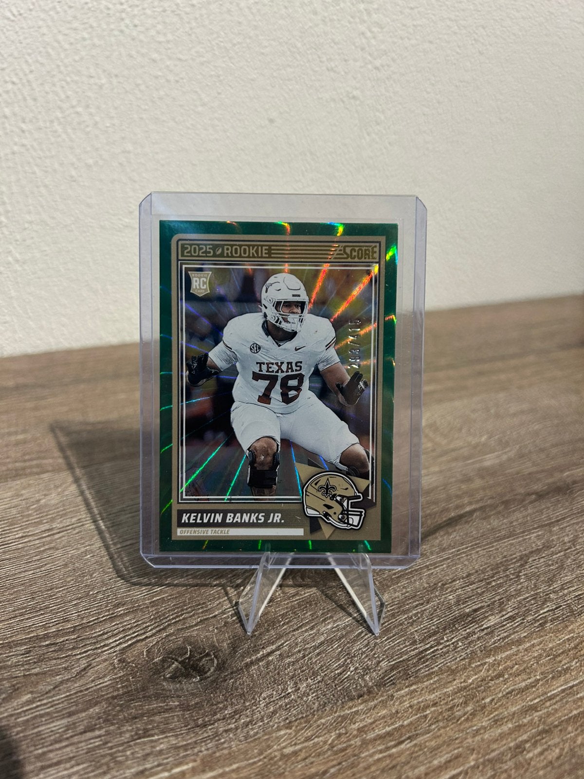 Kelvin Banks Jr 2025 Panini Score Football #23 /325 Green, Ophalen of Verzenden, Zo goed als nieuw, Buitenlandse clubs, Poster, Plaatje of Sticker