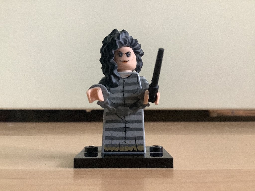 Lego minifigure Bellatrix - uit Harry Potter mystery bag, Ophalen of Verzenden, Zo goed als nieuw, Actiefiguurtje