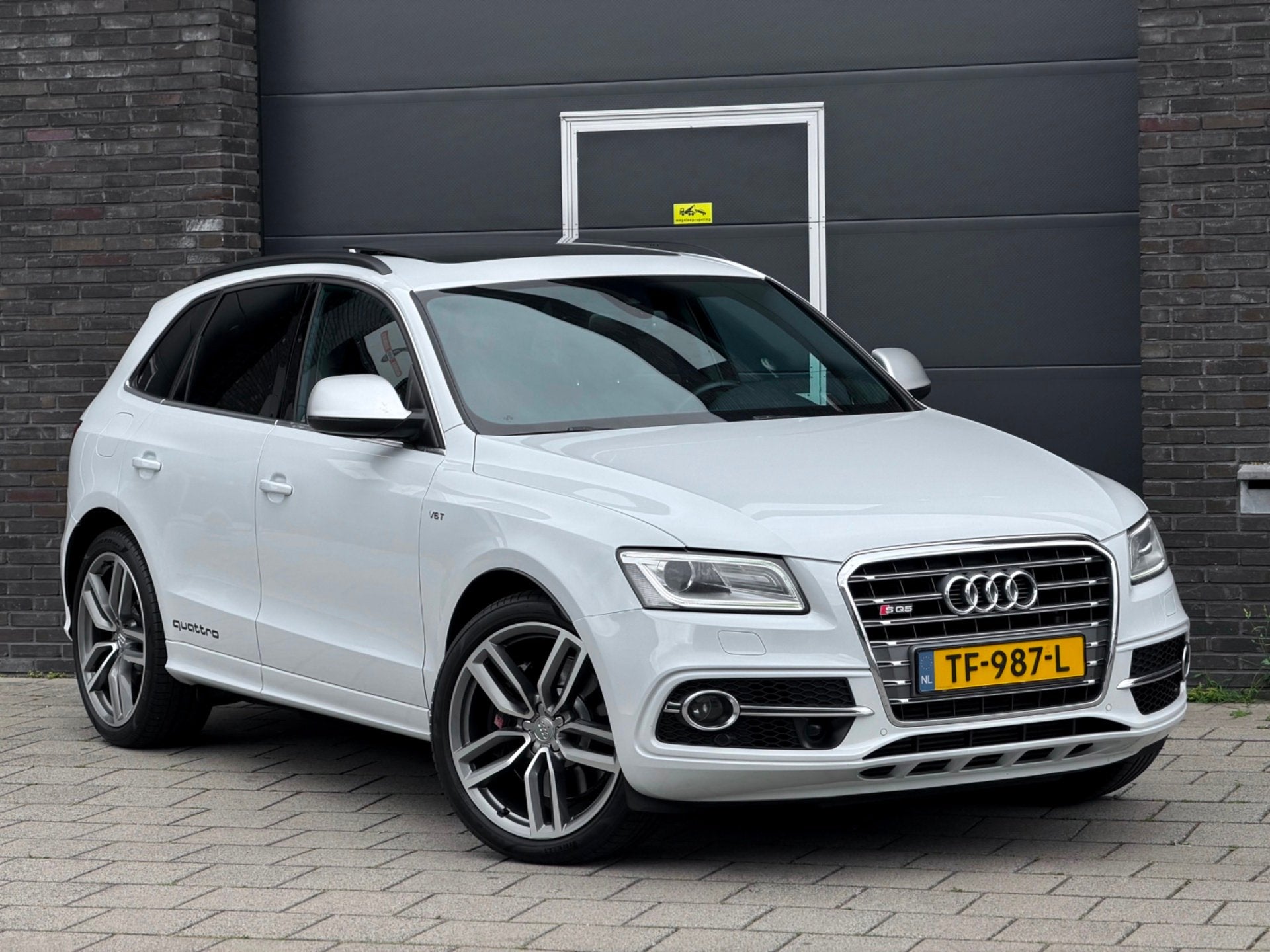 Audi SQ5 3.0 TDI Quattro Pro Line | 313PK | Panoramadak | B&, Auto's, Euro 5, 15 km/l, Gebruikt, Zwart