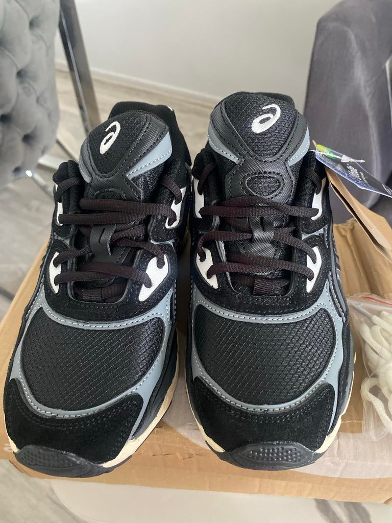 ASICS Gel-Kayano HELEMAAL NIEUW!, Ophalen of Verzenden, Nieuw, Zwart, Sneakers of Gympen