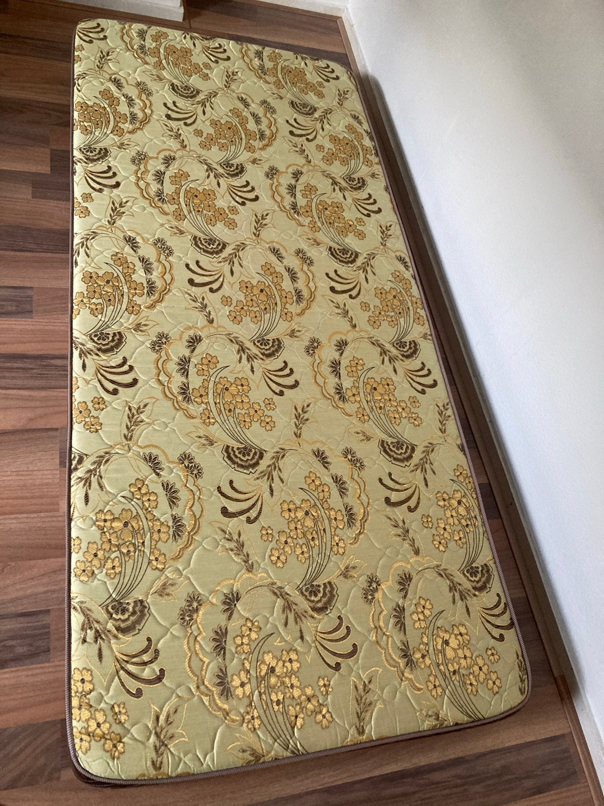 Eenpersoons matras, Ophalen, Gebruikt, 90 cm, Eenpersoons