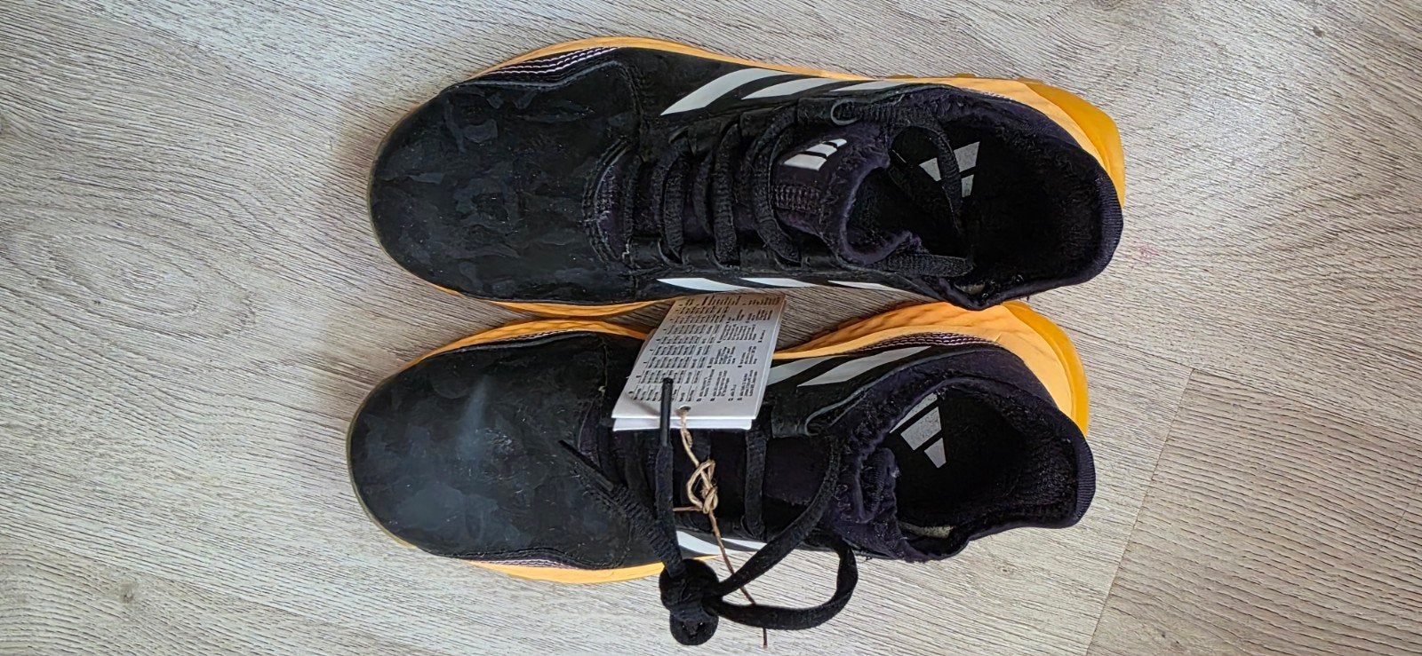 Adidas Hockey Youngstar hockeyschoenen maat 35 zwart/oranje, Ophalen of Verzenden, Nieuw, Schoenen