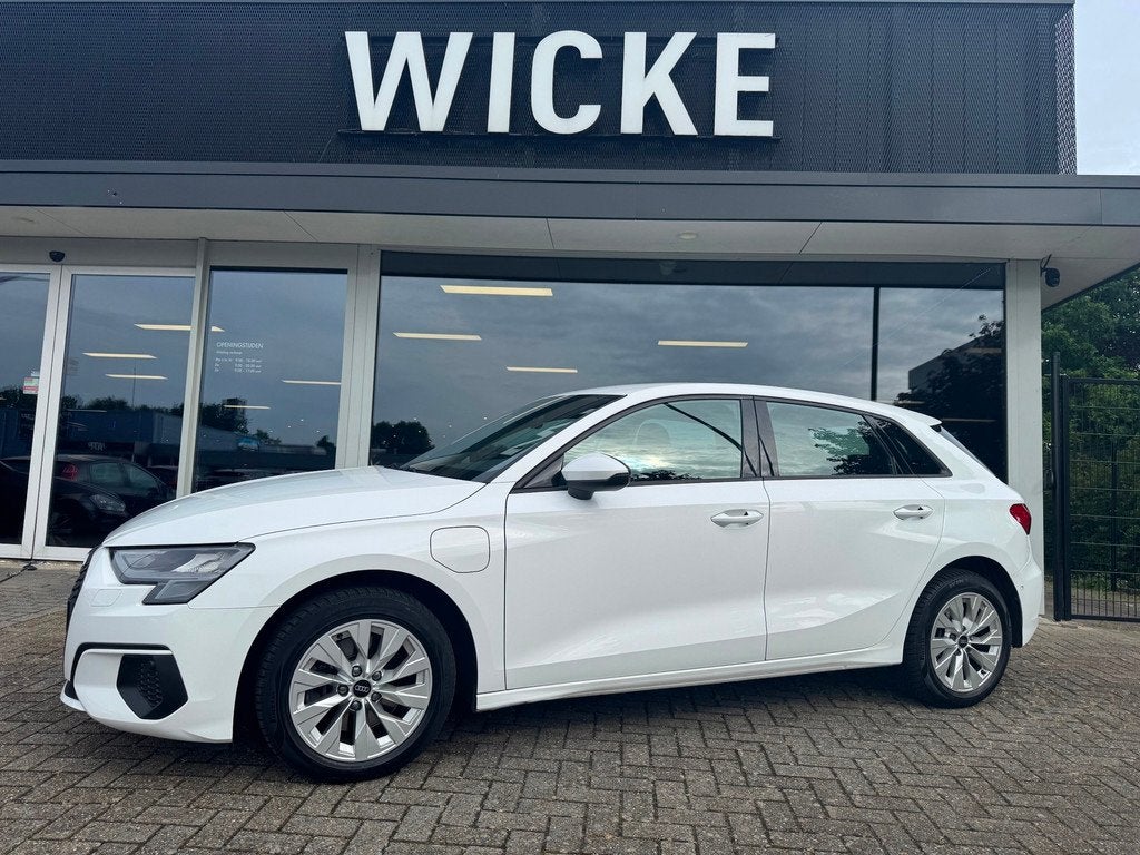 Audi A3 Sportback 40 TFSI e Edition Automaat Led, Auto's, Audi, 1525 kg, Gebruikt, Euro 6, 4 cilinders