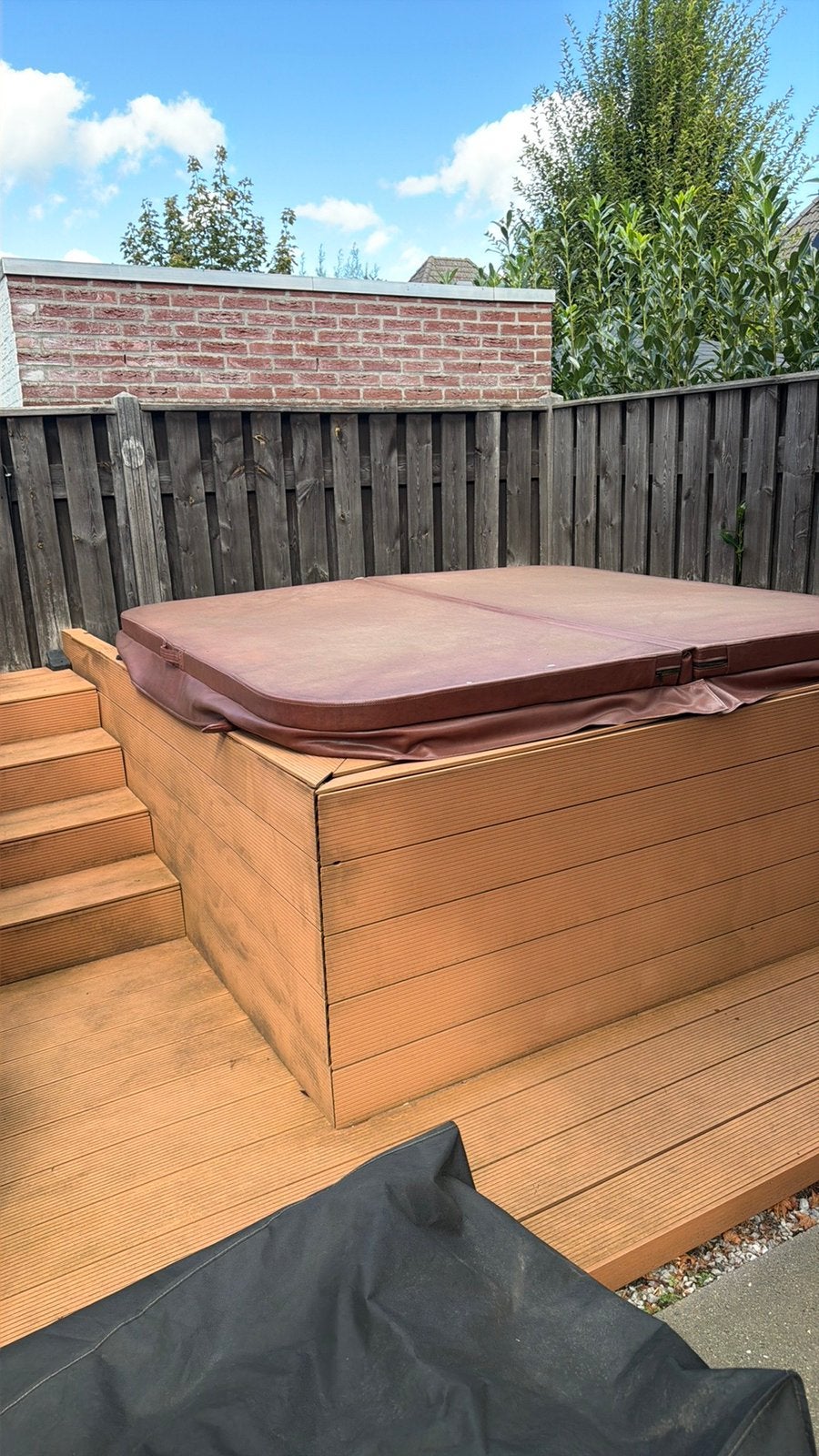 Jacuzzi dek bruin 210 x 210 cm pompen, heater  etc etc, Ophalen, Zo goed als nieuw, Pomp