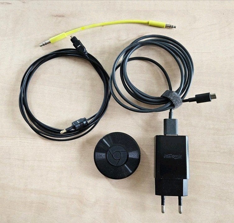 Chromecast audio RUX-J42, Audio, Tv en Foto, Mediaspelers, Ophalen of Verzenden, Zo goed als nieuw, Optische audio