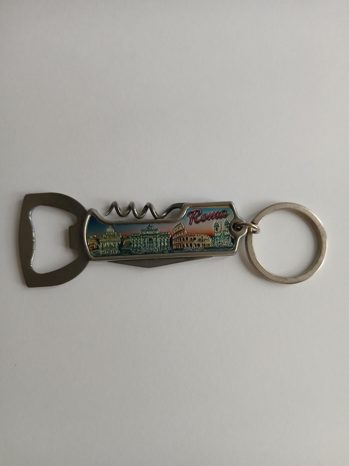 Roma sleutelhanger met flesopener, kurkentrekker en mesje, Ophalen of Verzenden, Nieuw