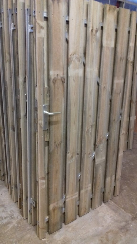 Poortdeur 11: geimpregneerd hout, stalen frame / 110x 180cm, Niet ingevuld, Nieuw, Niet ingevuld, Hout