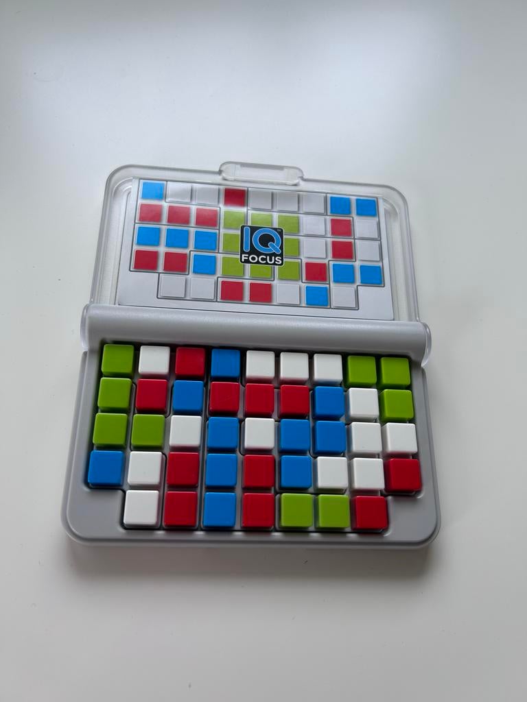 SmartGames IQ Focus Puzzelspel, Ophalen of Verzenden, Minder dan 500 stukjes, Zo goed als nieuw, Rubik's of 3D-puzzel
