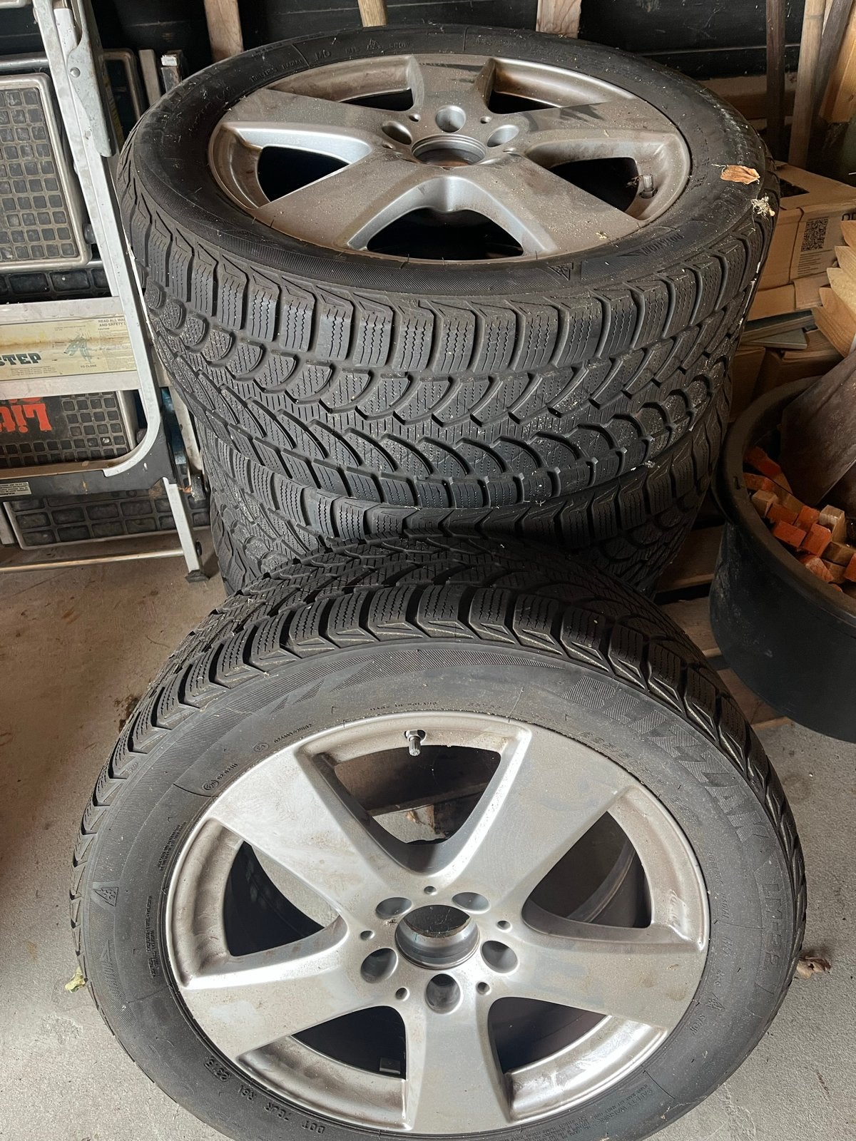 Mercedes Benz C-Klasse 17inch velgen met winterbanden, Ophalen, Gebruikt, Winterbanden, Banden en Velgen