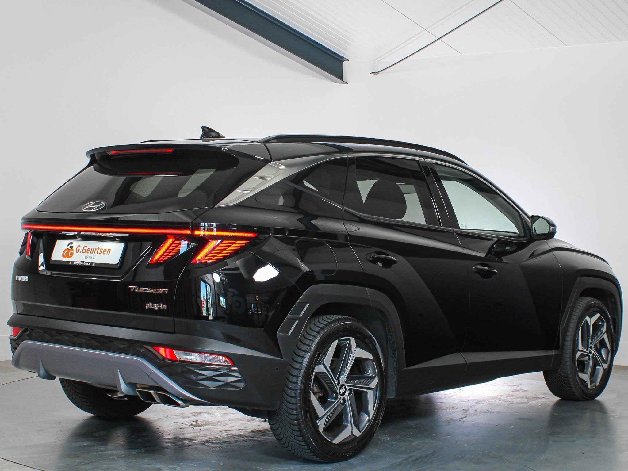 Hyundai Tucson 1.6 T-GDI PHEV Premium Sky 4WD Panoramadak, V, Auto's, 1350 kg, 14 kWh, Gebruikt, 4 cilinders