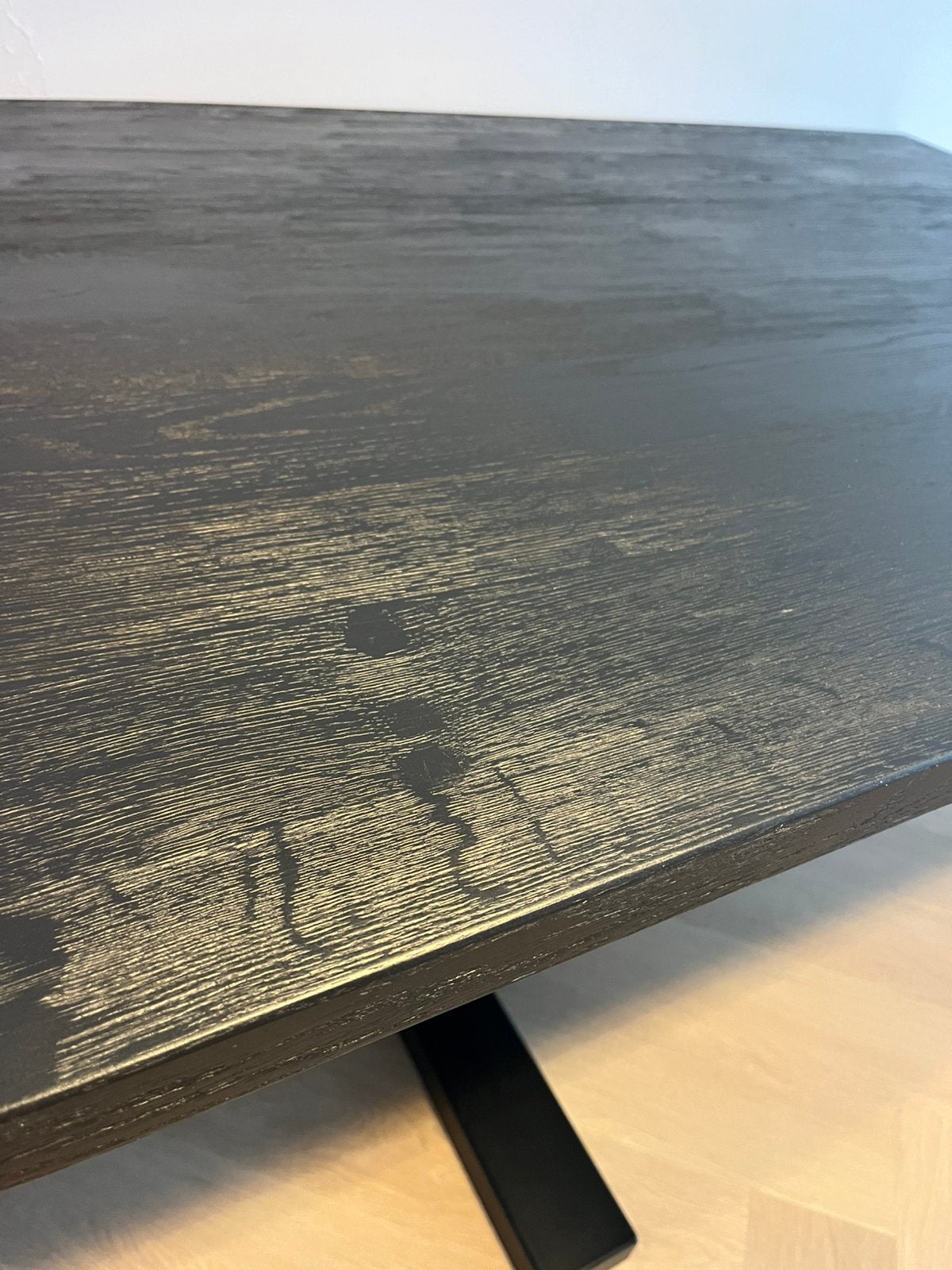 Foto 8 van Eettafel Eiken, zwart geborsteld. 180x90 cm