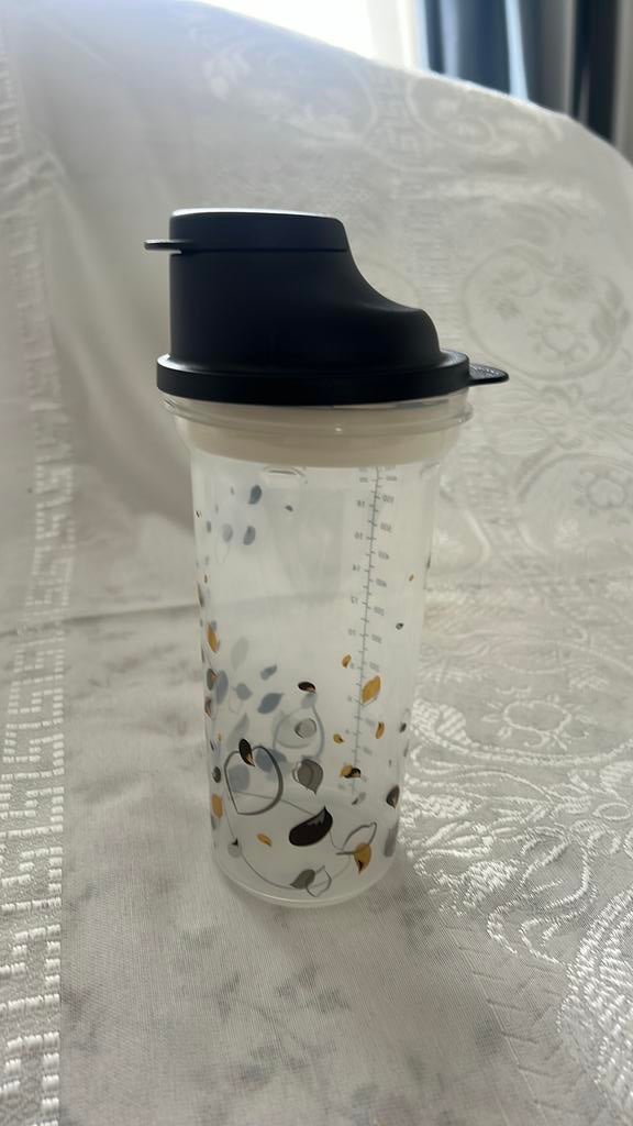 Tupperware shaker 720 ml, Ophalen of Verzenden, Nieuw, Beker of Kan
