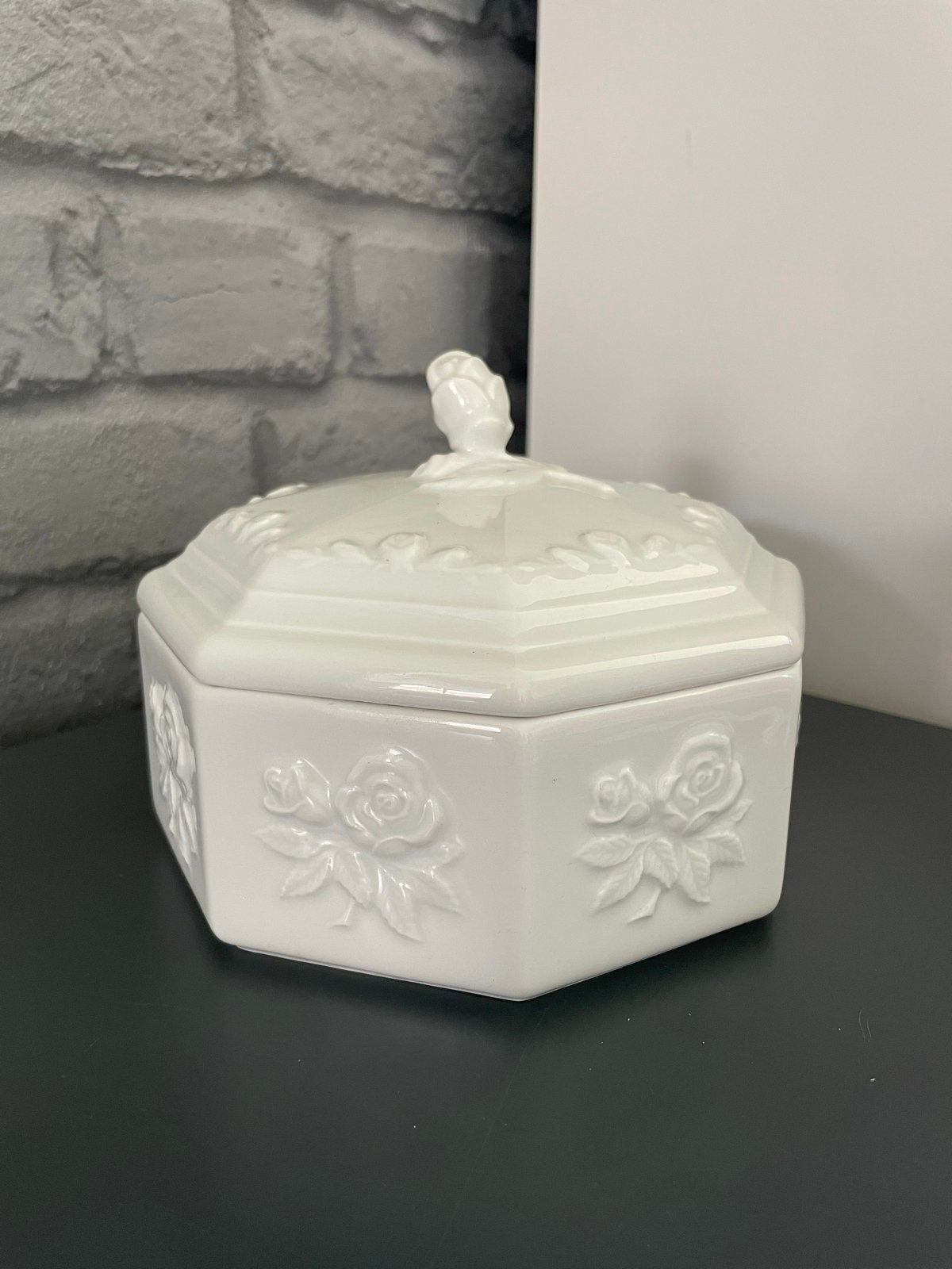 Vintage Gerold Porzellan Bavaria dekseldoos met rozen, Antiek en Kunst, Ophalen of Verzenden