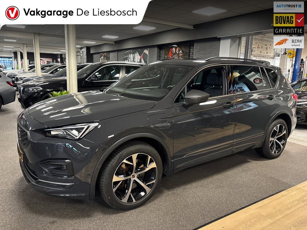 Seat TARRACO 1.4 TSI e-Hybrid PHEV FR / leer / navi / camera, Auto's, Seat, 12 maanden, 4 cilinders, Hybride Elektrisch/Benzine