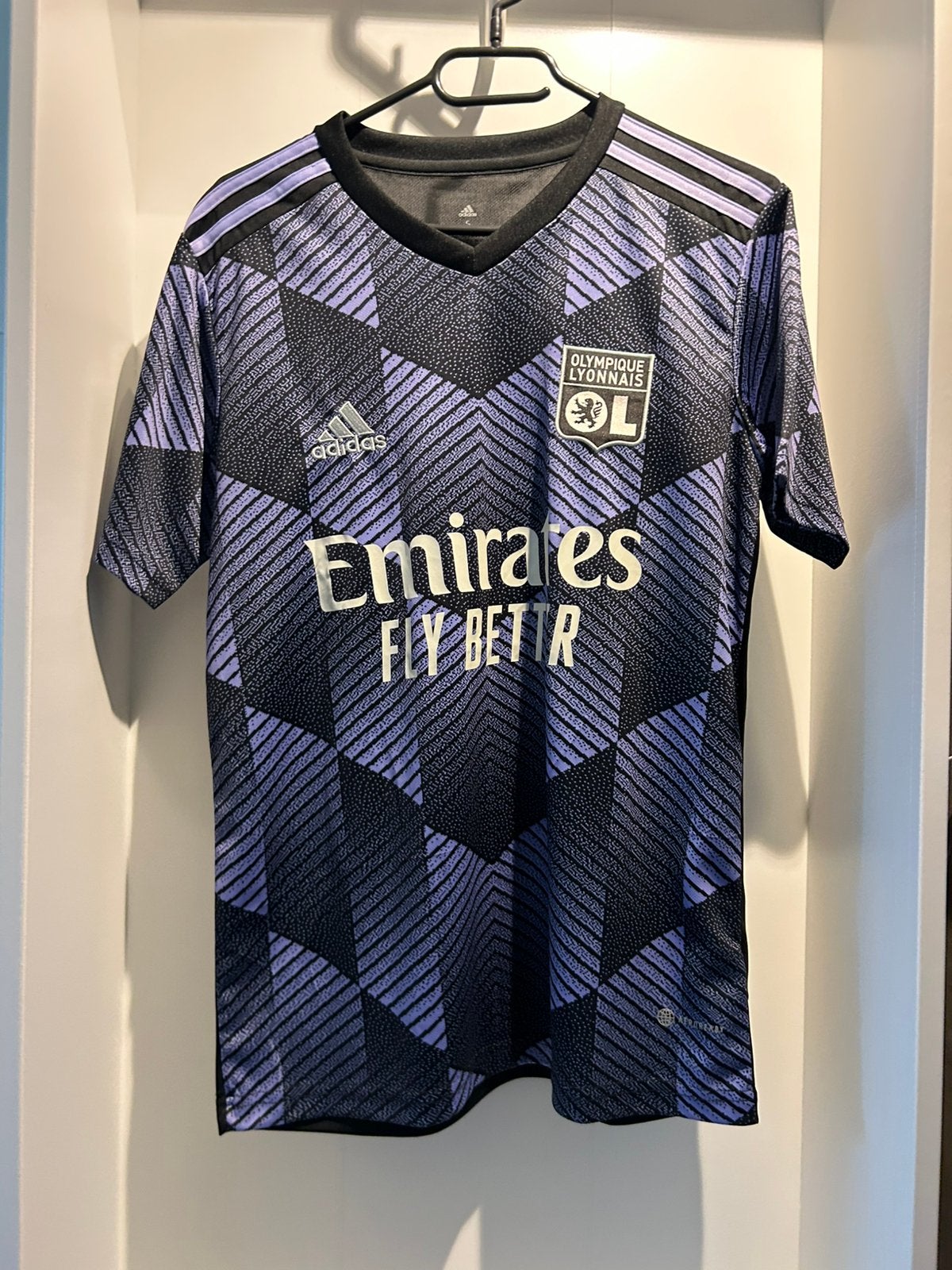 Olympique Lyon 3rd shirt 22/23 Houssem Aouar, Ophalen of Verzenden, Zo goed als nieuw, Shirt