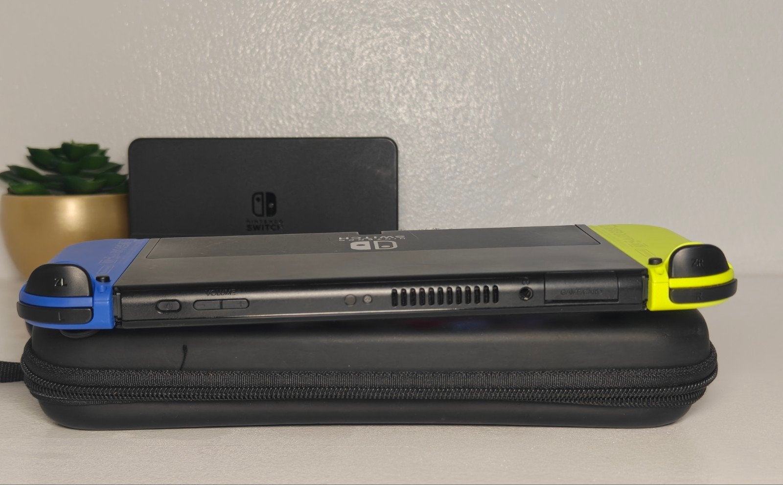 Nintendo Switch OLED met Mario Kart 8 Deluxe, Racen en Vliegen, 5612GA, Ophalen of Verzenden, Zo goed als nieuw
