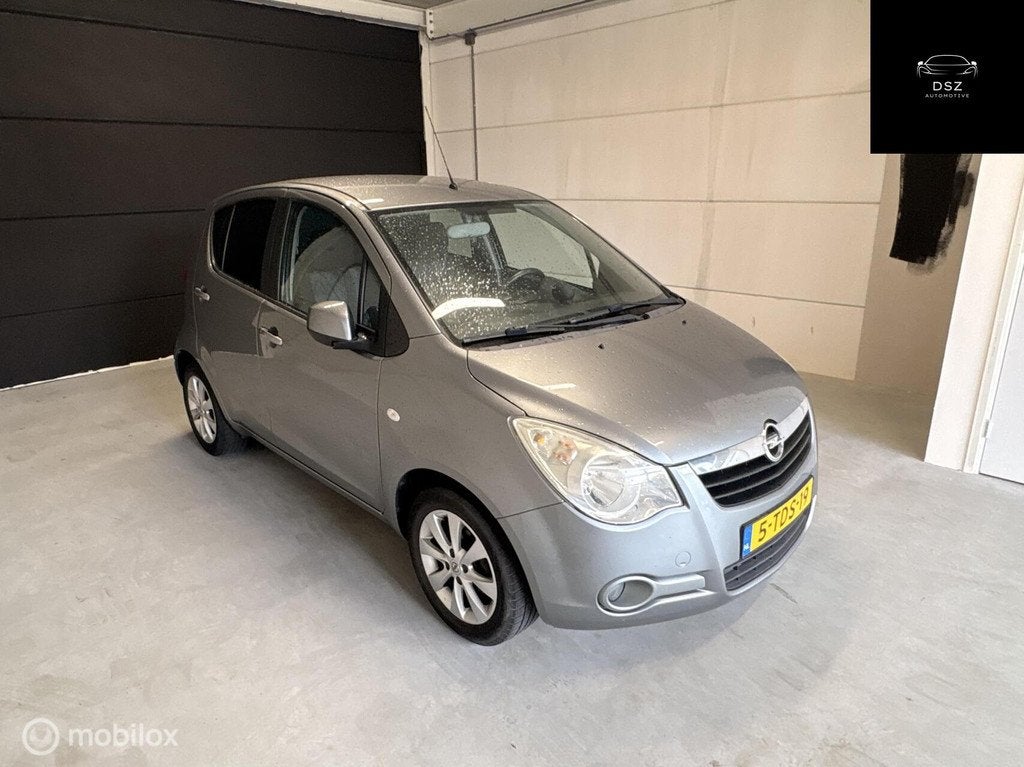 Opel Agila 1.0 Berlin NU IN PRIJS VERLAAGD, Auto's, Opel, Voorwielaandrijving, Euro 5, Gebruikt, 31 €/maand