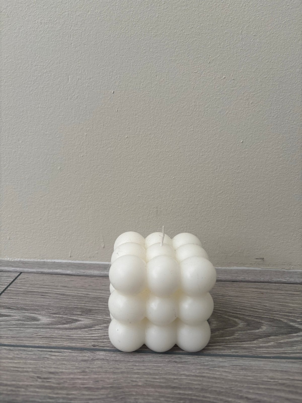 Witte Bubble Kaars - Decoratieve Kubus Kaars, Ophalen of Verzenden, Kaars, Wit, Overige merken