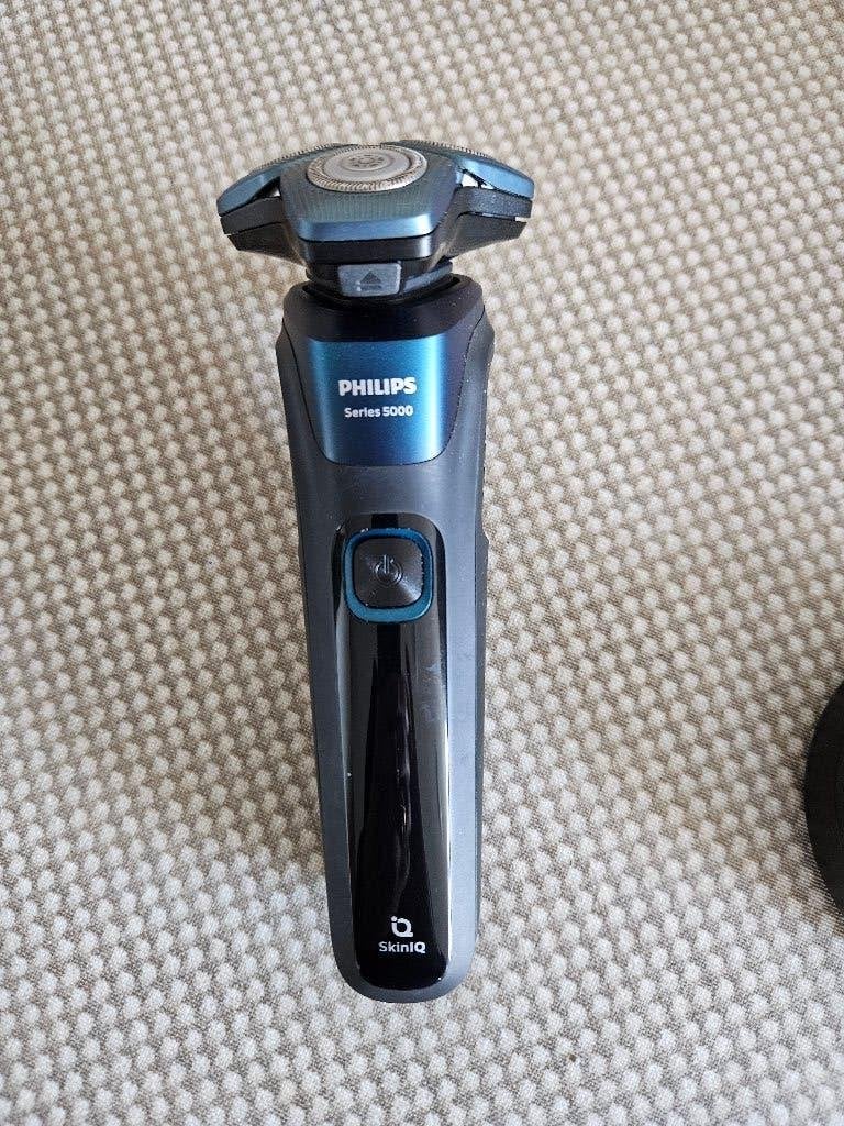 SCHEERAPPARAAT   PHILIPS     S5579, Ophalen, Gebruikt, Scheren en Epileren