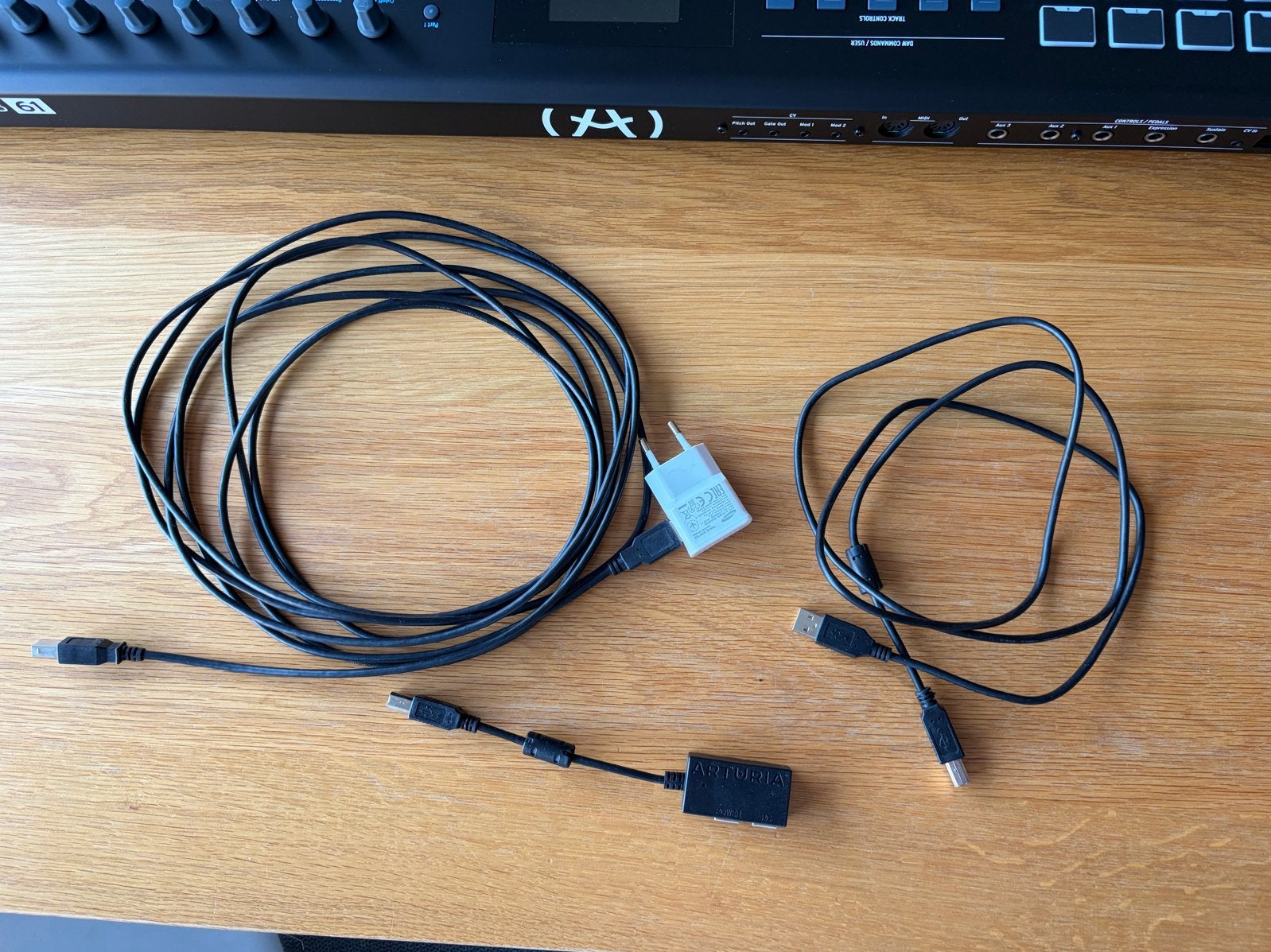 Foto 12 van Arturia Keylab 61 MKII MIDI Controller - Zo goed als nieuw